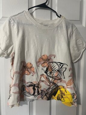 Anthropologie Cream Graphic Tee with Peach Floral & Yellow Fish